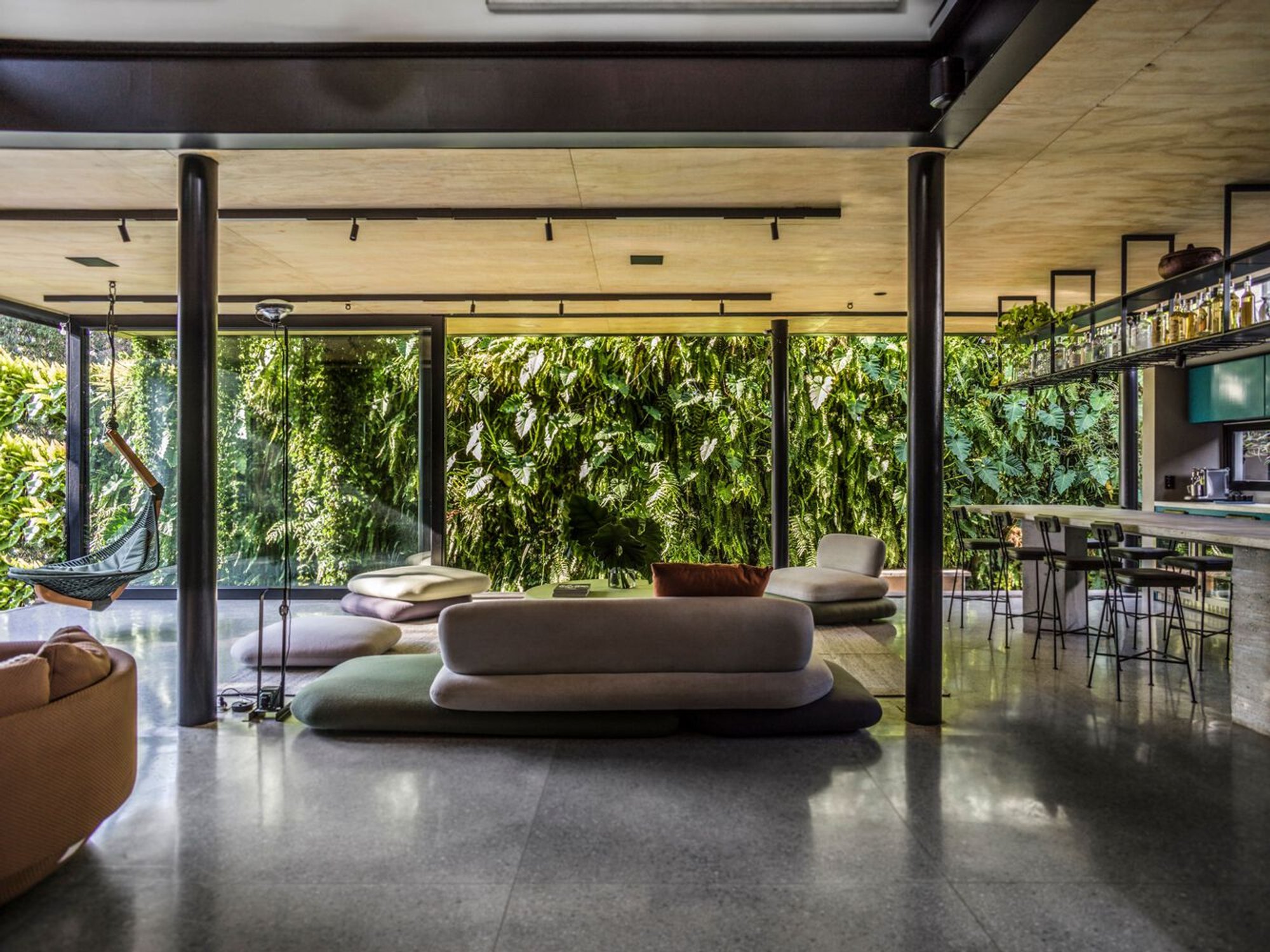 FBL House: A Masterpiece of Modern House Renovation by HGMA + Claudia Haguiara Arquitetura