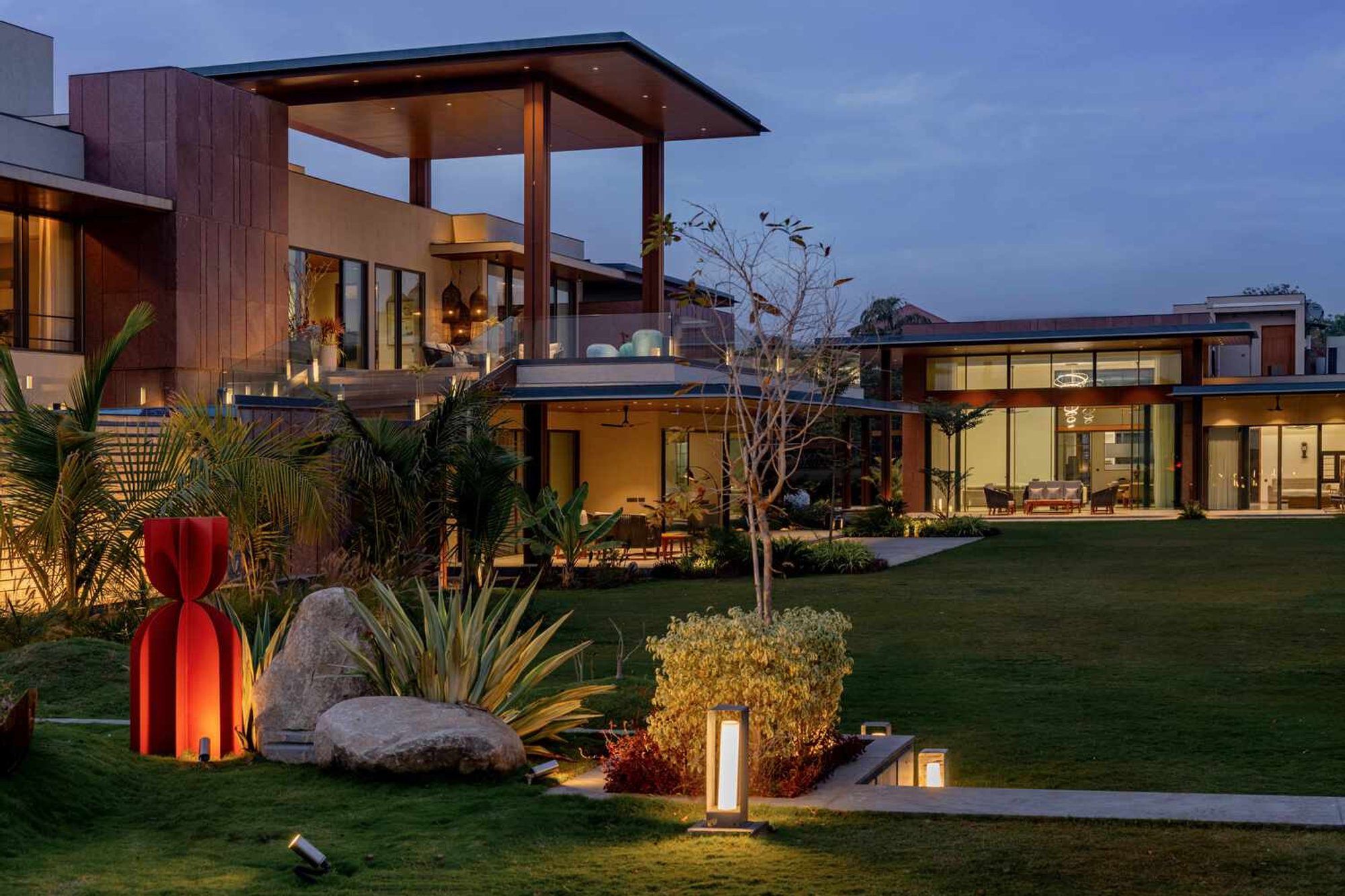 Luxury Residence Design by Hiren Patel Architects: A Masterpiece of Elegance in Ahmedabad