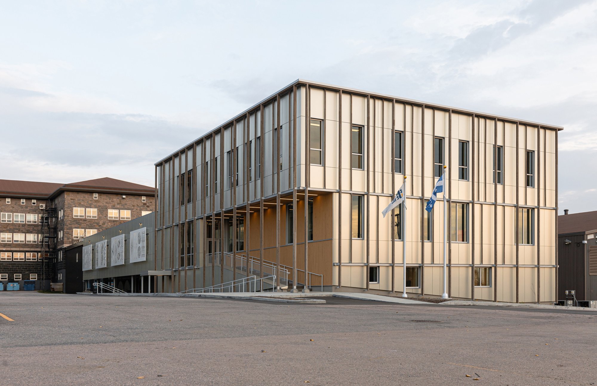 Boreal Forest Research Center Architecture: CEDFOB Innovation Pavilion and Research Center