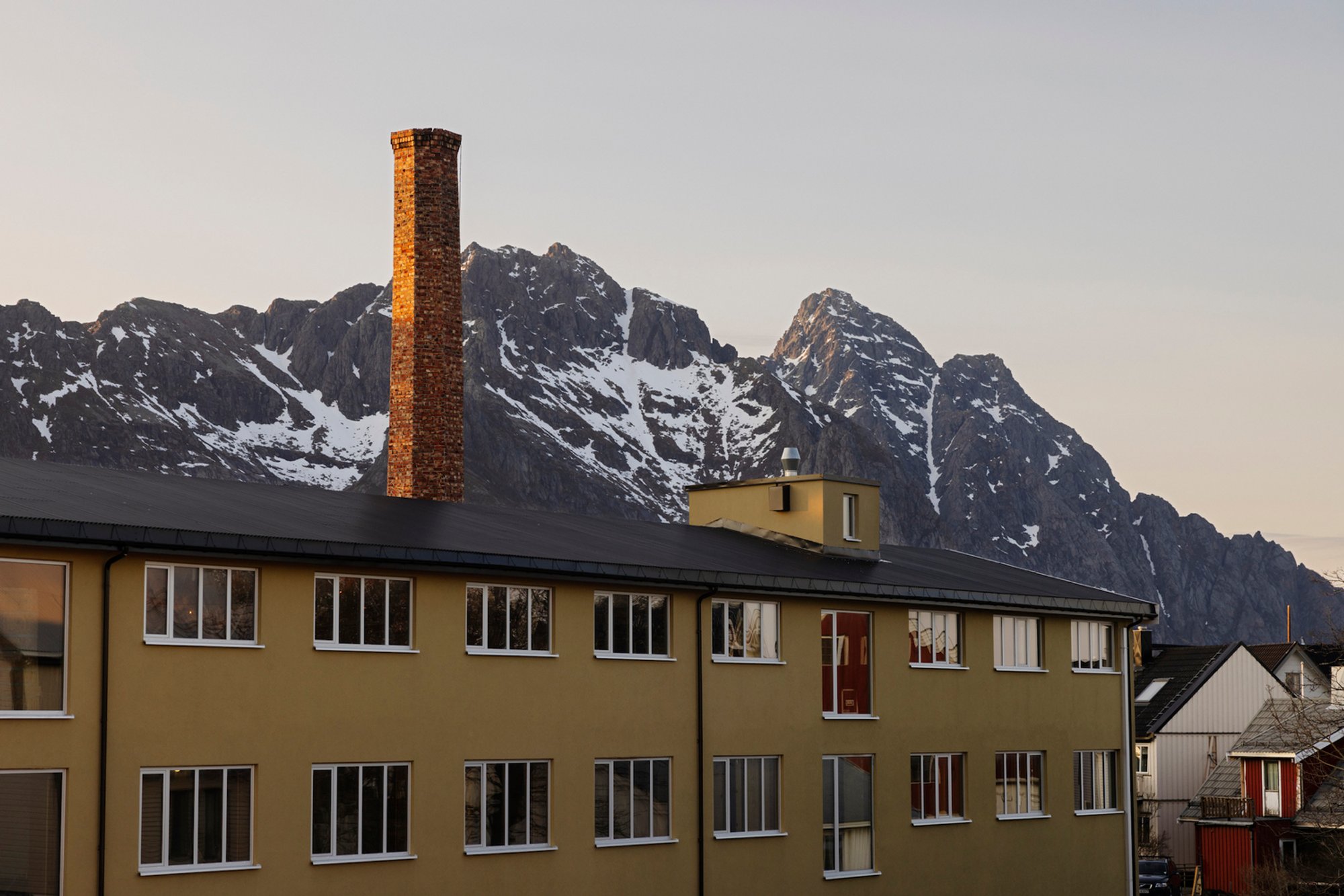 Trevarefabrikken: A Harmonious Fusion of Industrial Heritage and Modern Hospitality