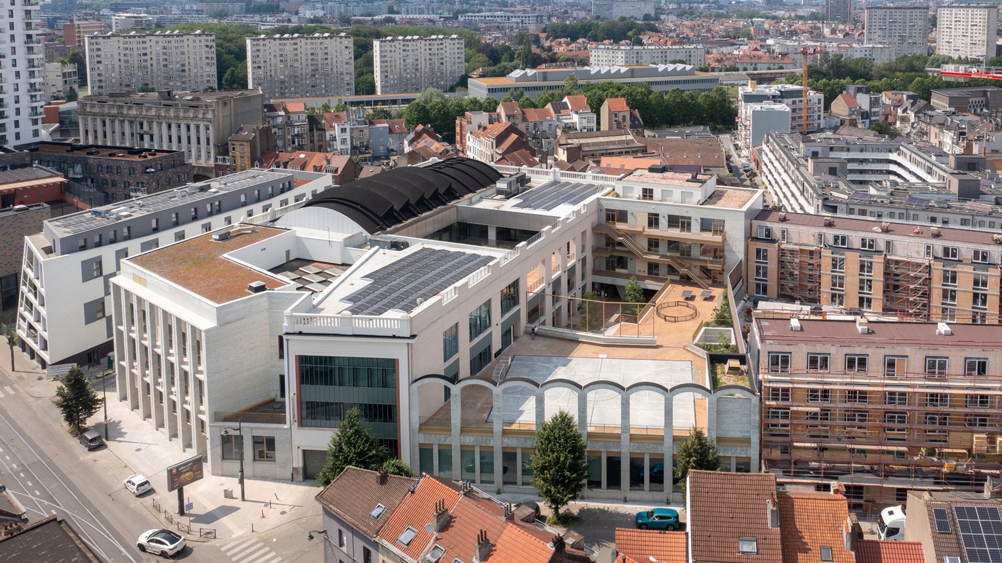 Egied Van Broeckhoven School by B2Ai: A Sustainable Educational Hub in Belgium