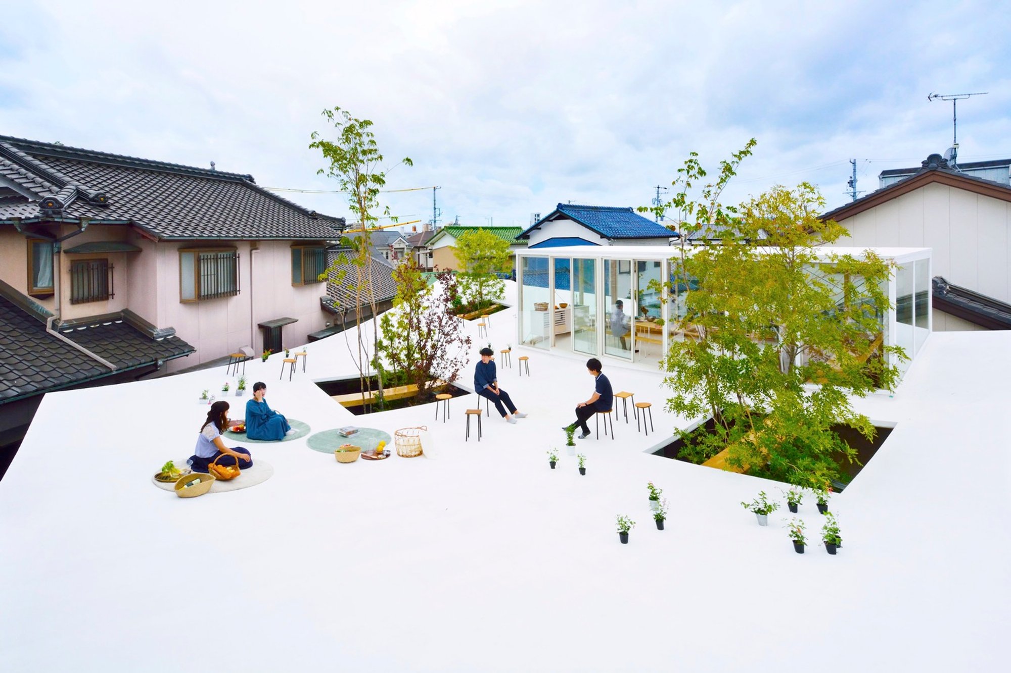 Office in Sanno by Studio Velocity: A Curved Architectural Marvel