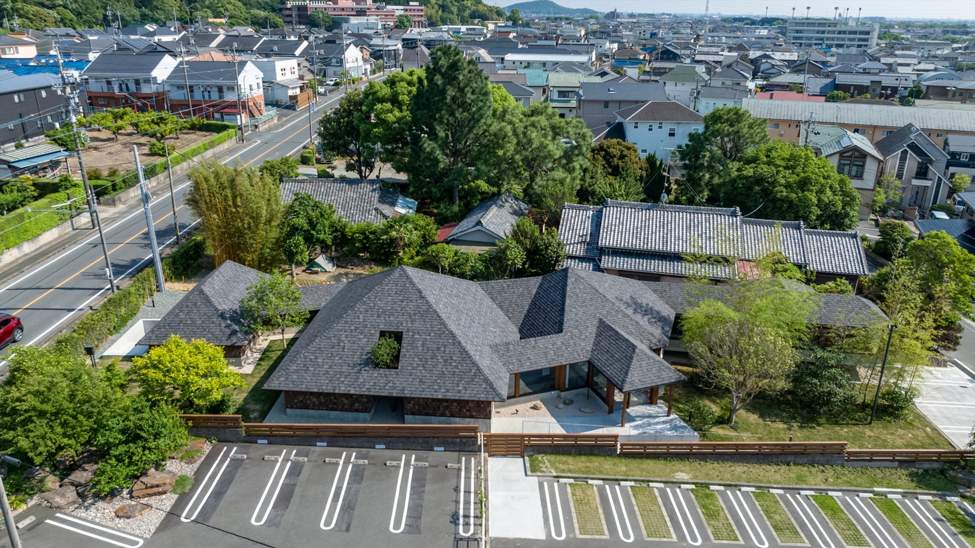 Noda Dental Clinic by TSC Architects: A Harmonious Blend of Nature and Architecture