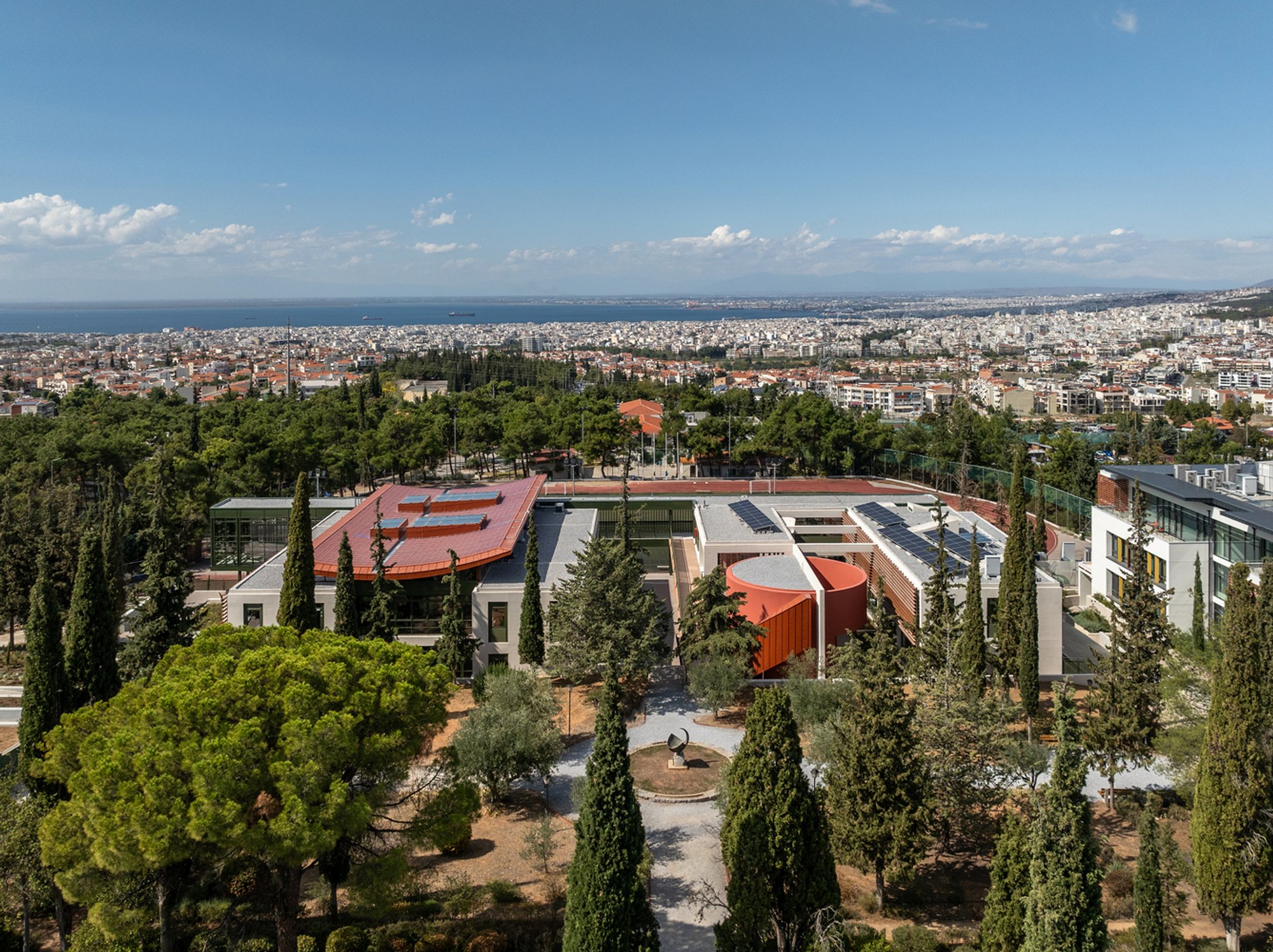 Pinewood International School at Anatolia College: A Sustainable Architectural Landmark in Thessaloniki