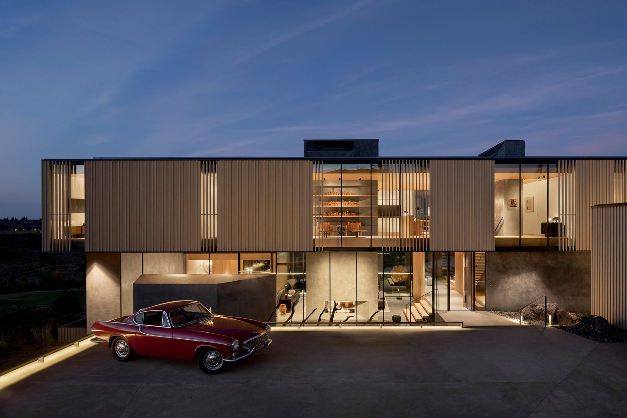 Tetherow Overlook House by Hacker Architects: A Harmonious Blend of Modernism and Nature
