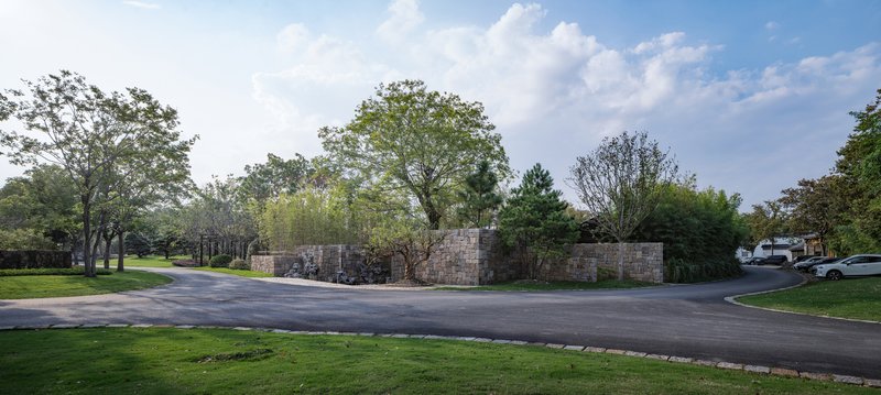 All photographs are works of&nbsp; Qingshan Wu