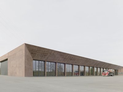 Steimle Architekten Carves a Monolithic Fire Station from Red Concrete in Germersheim