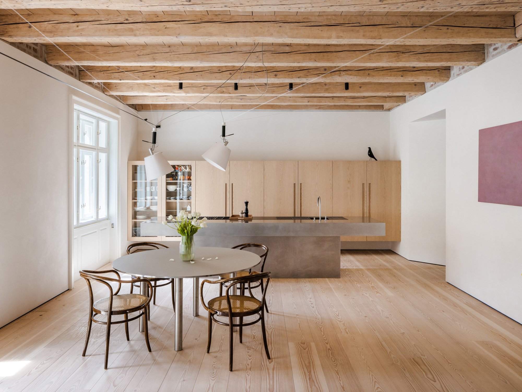 Flat 29A by Martin Skoček: A Harmonious Blend of History and Modernity
