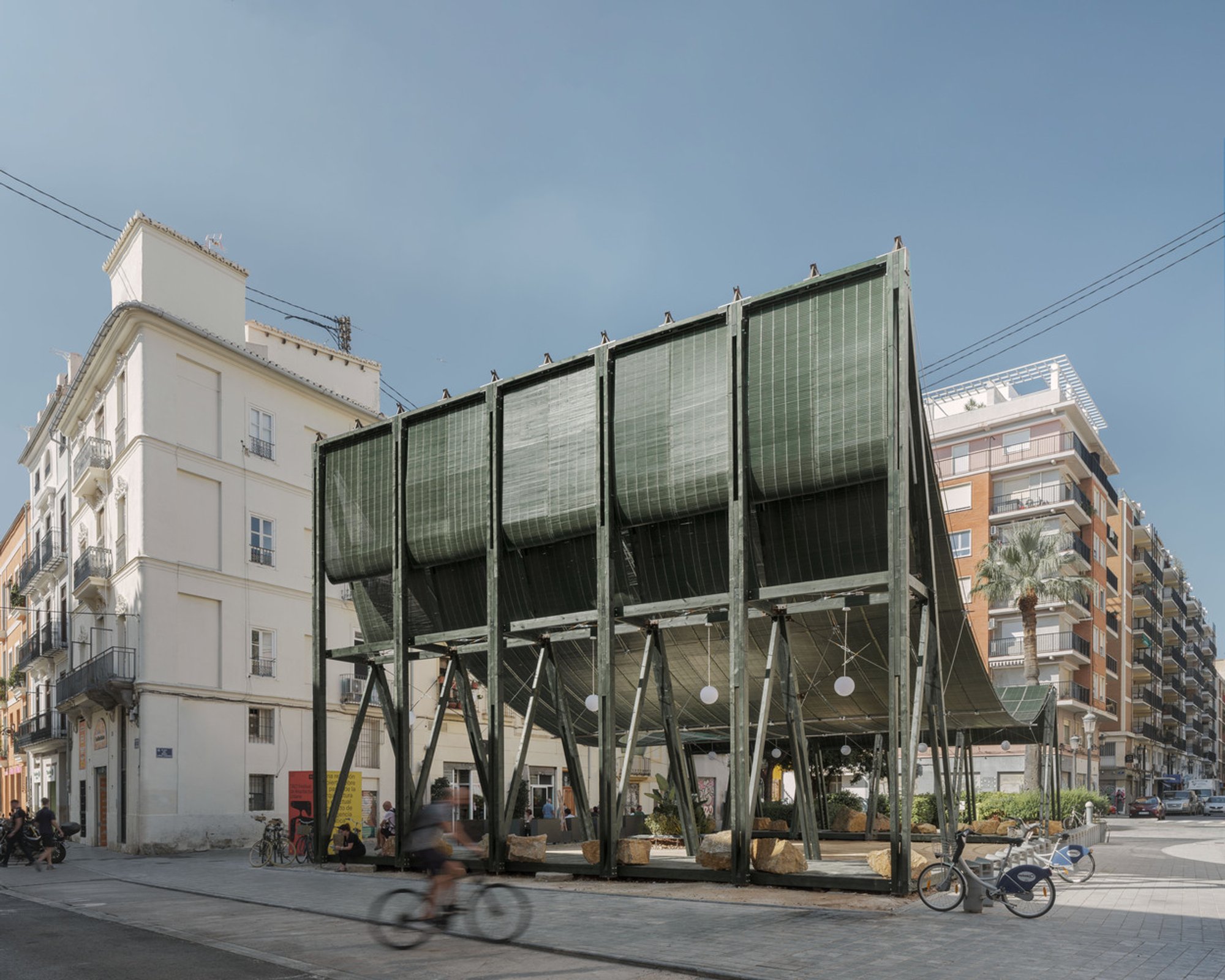 Mediterranean Pavilion by Manuel Bouzas: A Sustainable Urban Installation in València