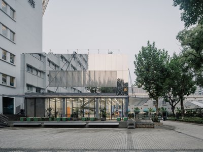 Roarc Renew Turns an OMA Mirror Box in Shanghai into a Retail Space Built from Ropes, Zippers, and Tent Fabric