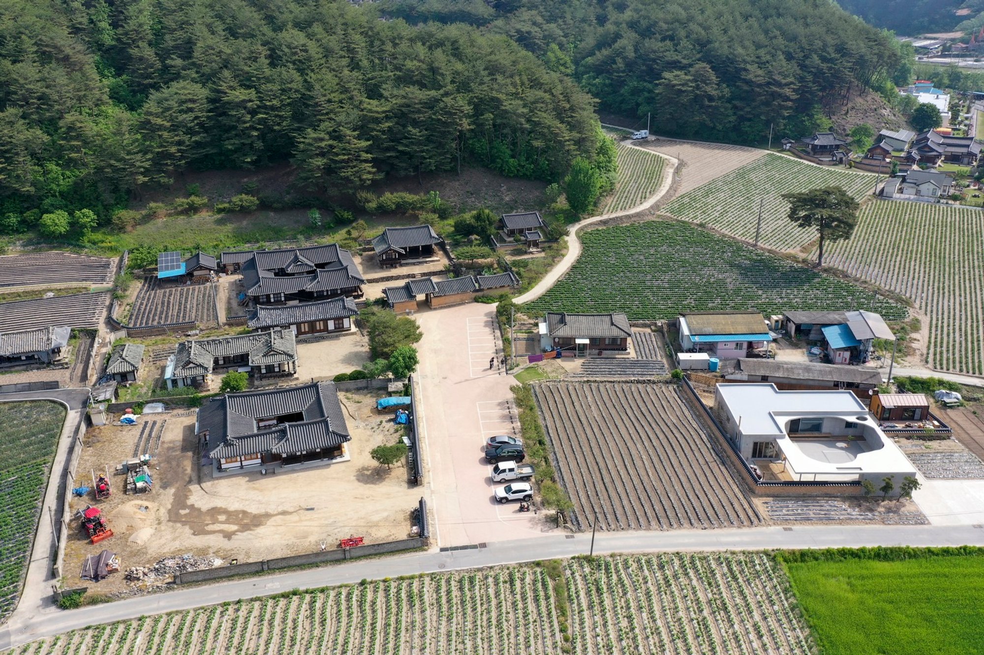 Onhyeri Jung Youngja House by Narrative Architects: A Contemporary Interpretation of Traditional Korean Architecture