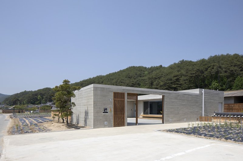 All photographs are works of&nbsp;Jae Kyeong Kim