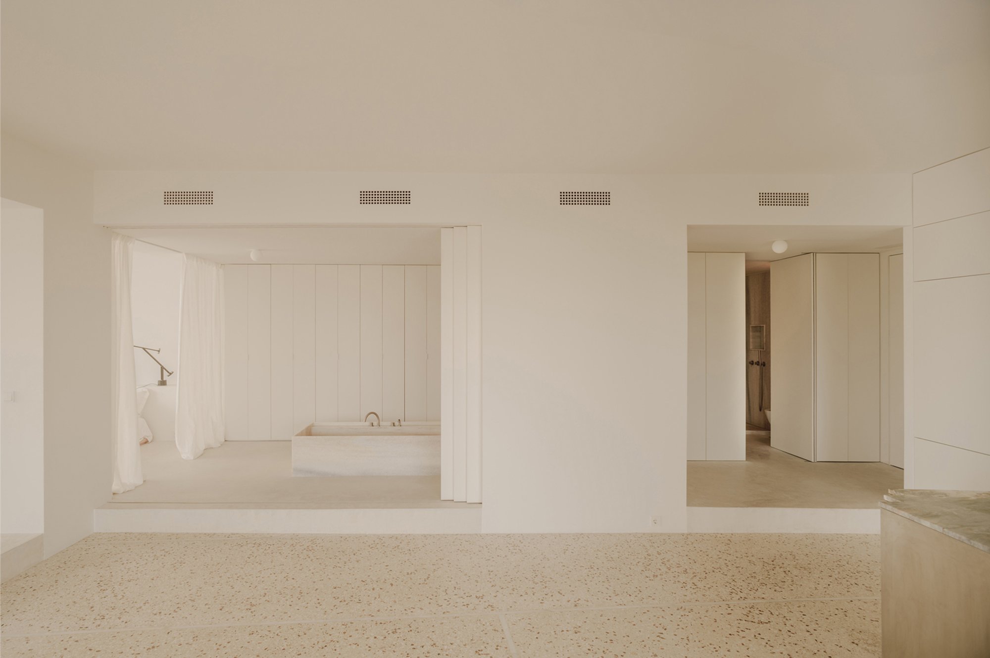 Astral Weeks Flat and Exhibition Space by Oblique: A Fusion of Art and Living