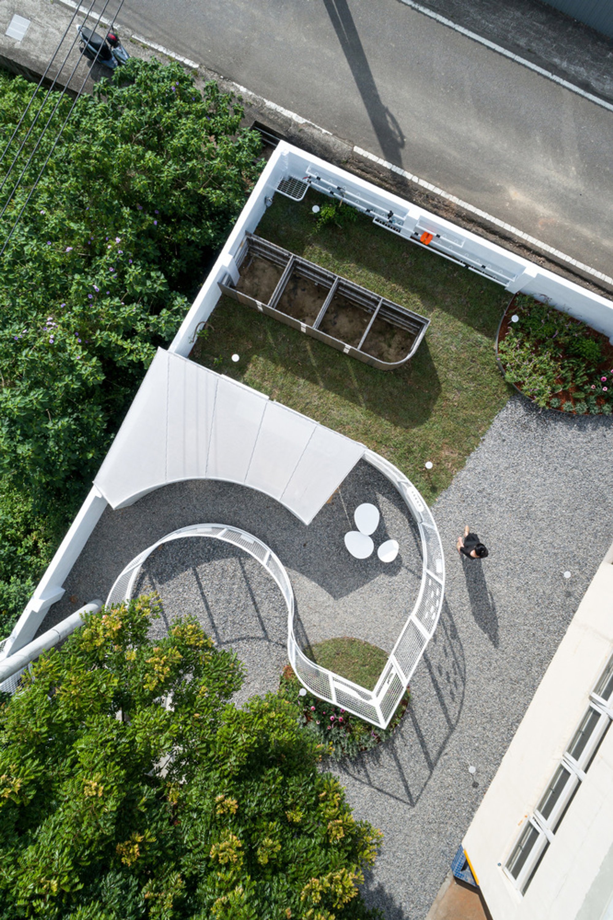 Project Ohm Ω: A Sustainable Learning Space by Studio Whispace + Architects
