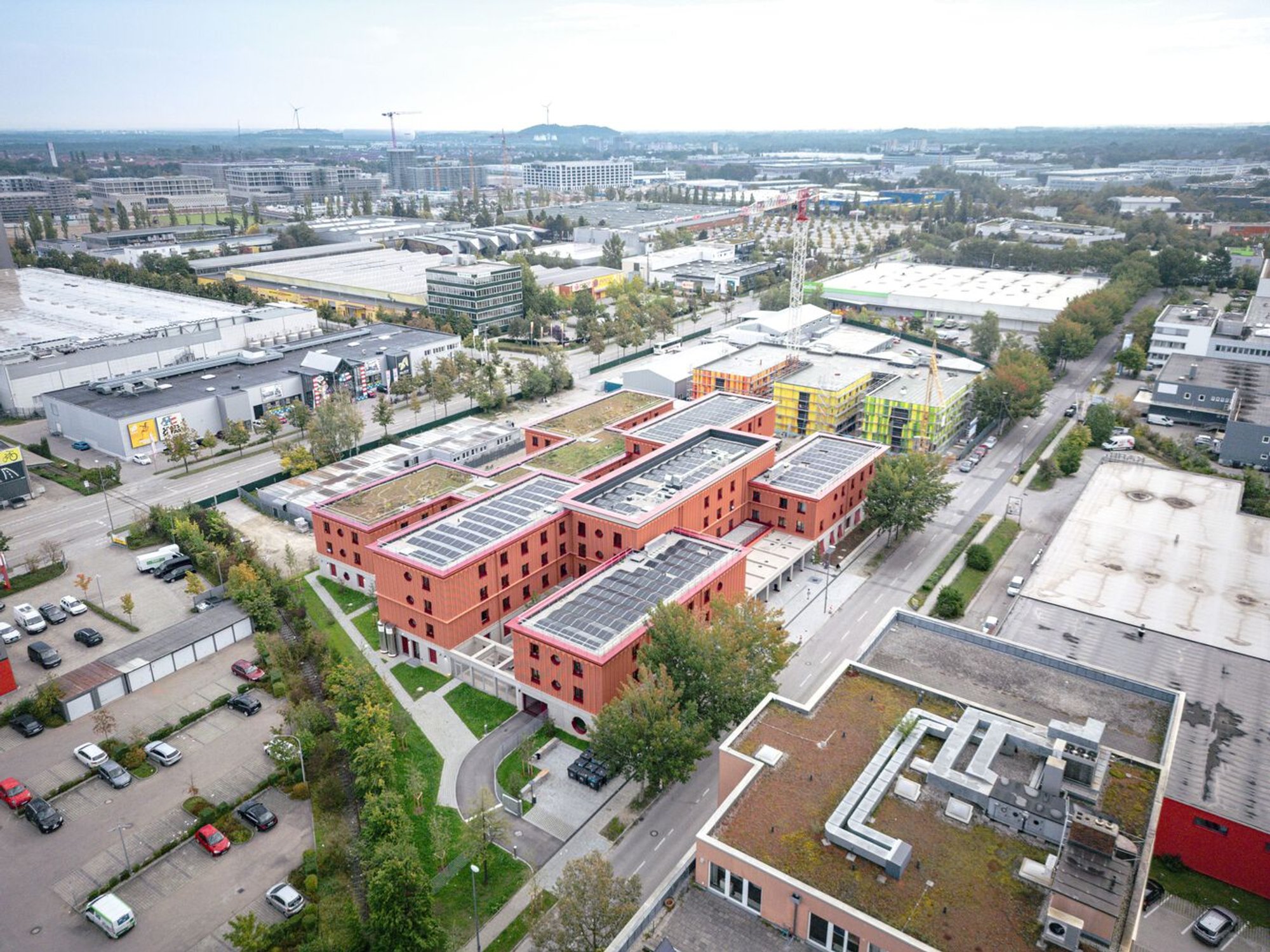 Overnight Shelter Lotte-Branz-Strasse by Hild und K: A Sustainable and Modular Approach to Emergency Housing in Munich