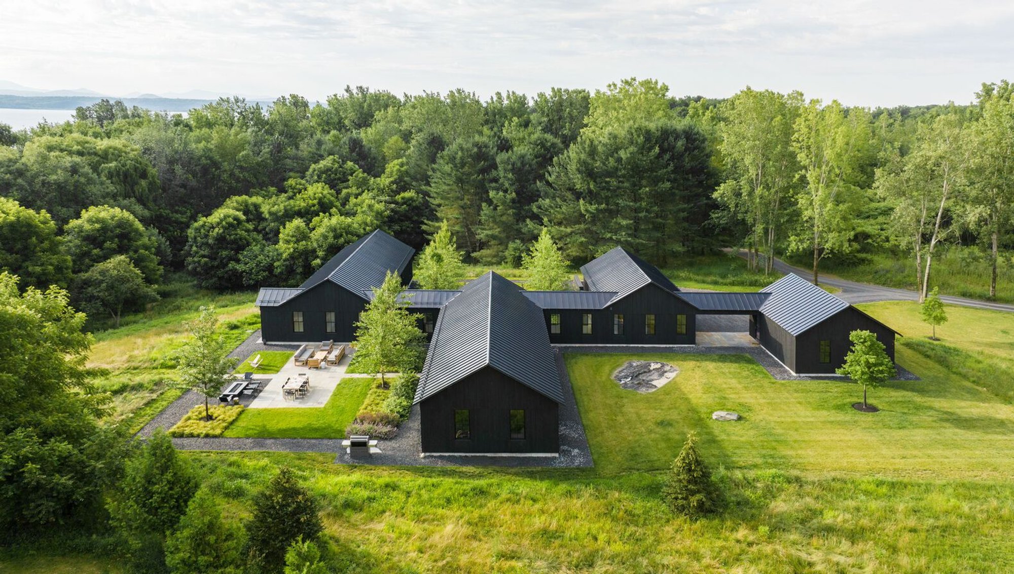 Homestead by Birdseye: A Modern Interpretation of Agrarian Architecture in Vermont