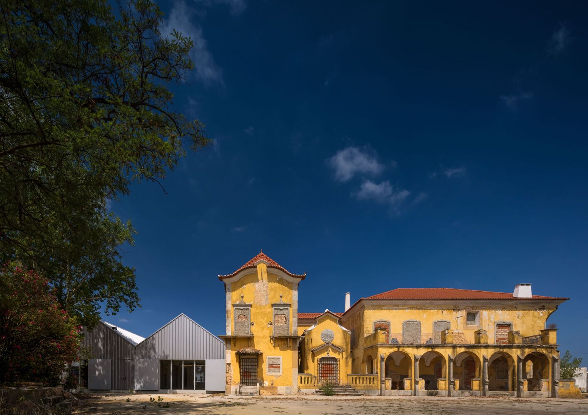 Fonte da Prata Community Center by PROMONTORIO: A Sustainable and Inclusive Architectural Transformation