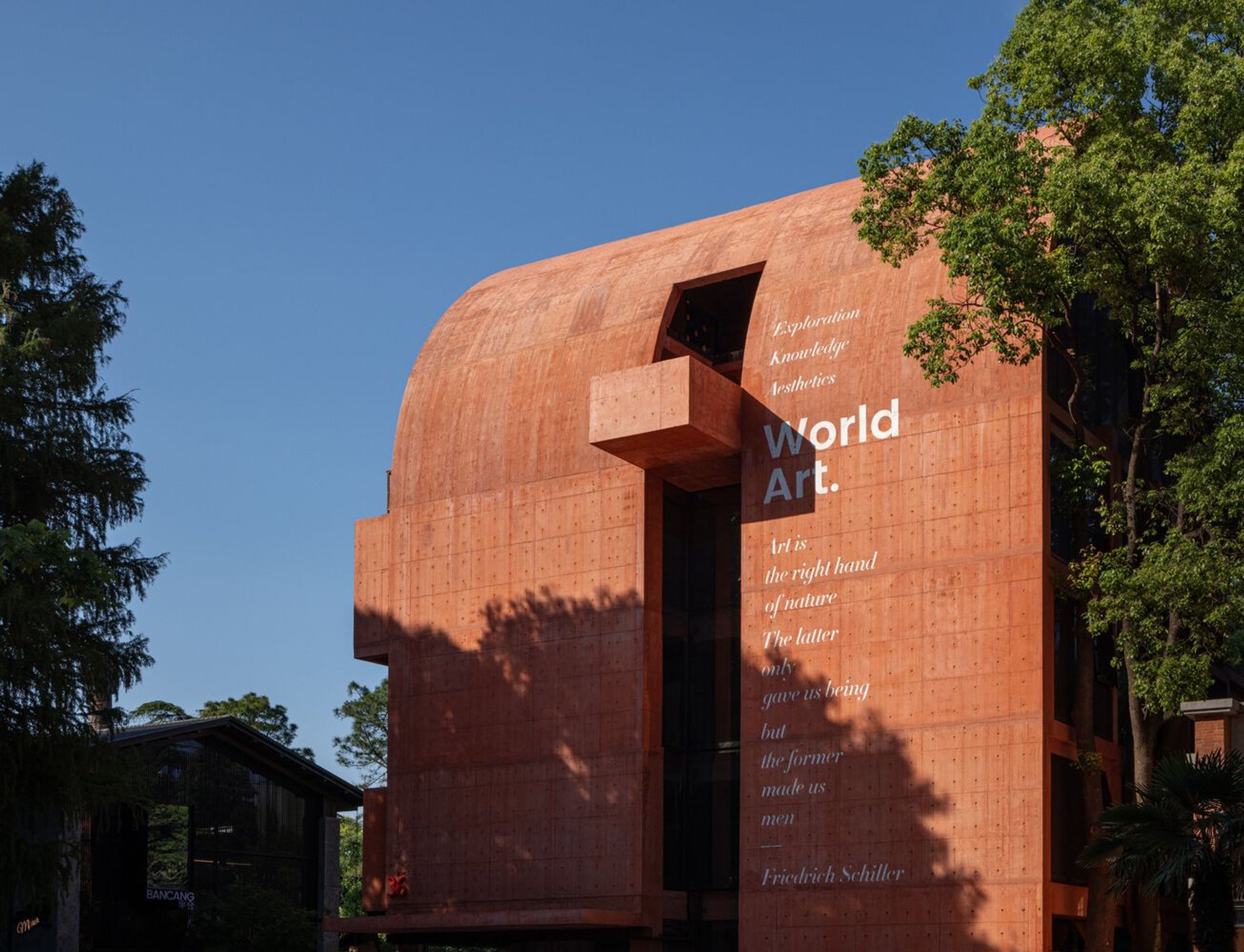 A Sail on the Vast Sea: Renovation Architecture in Shanghai by Benzhe Design