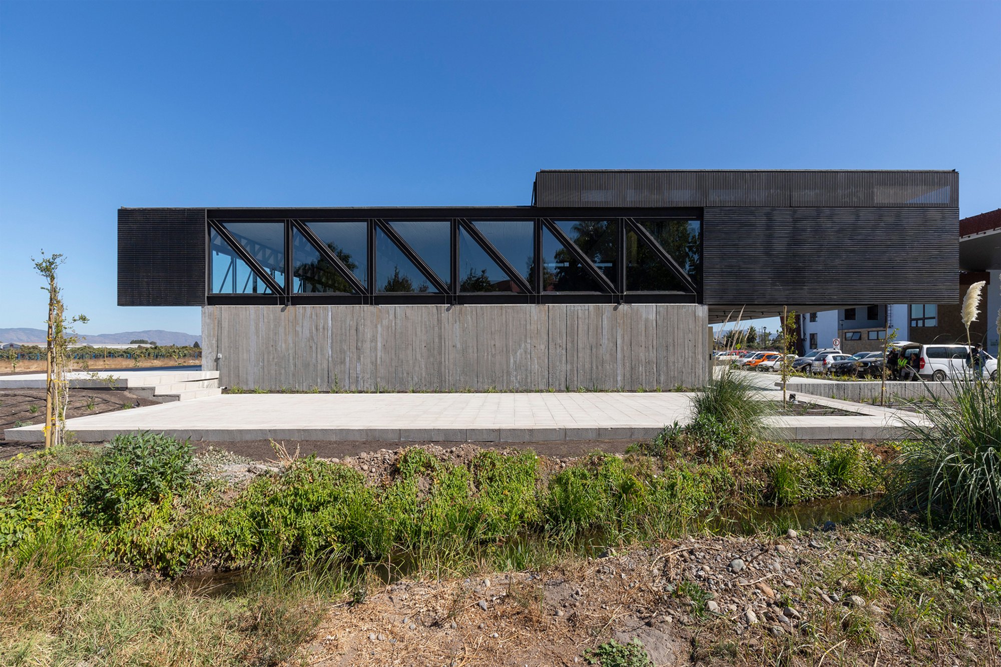 Learning Center Campus Los Niches by Carreño Sartori Arquitectos