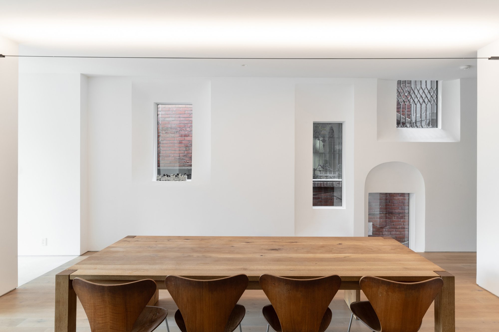 Heritage Home Renovation: Roxborough House by gh3* Blends Tradition with Modernity