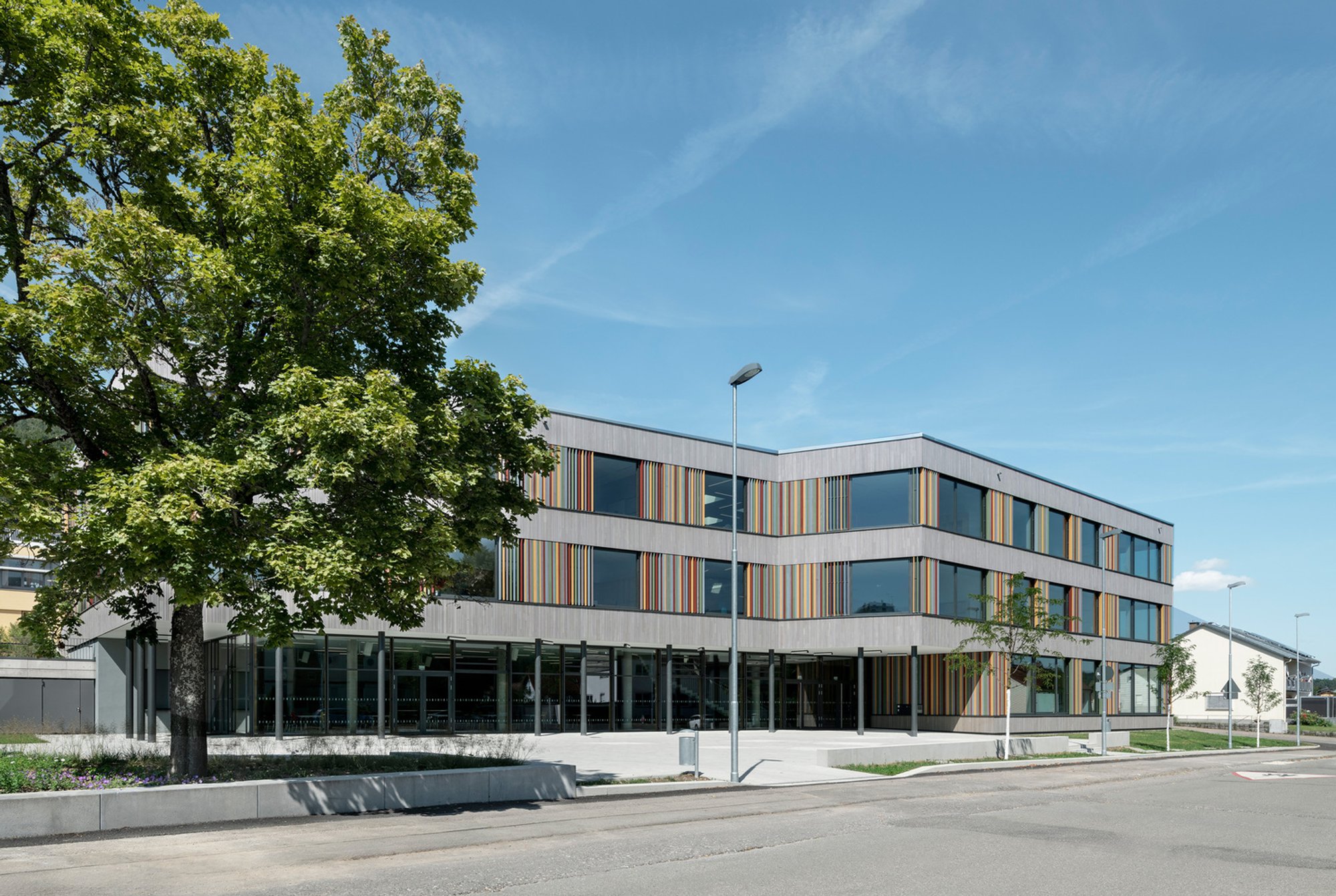 Blumberg School Campus: A Benchmark in Sustainable School Architecture