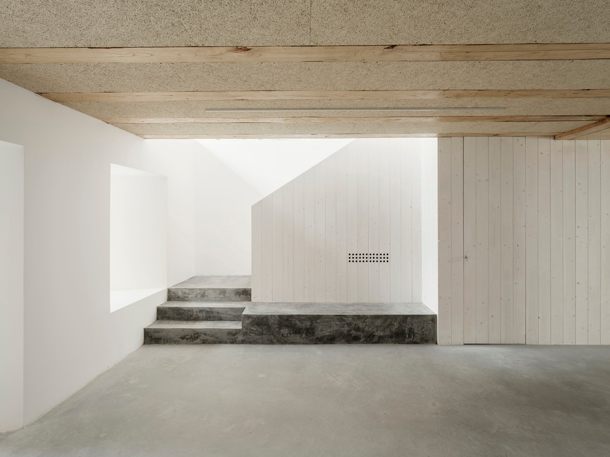 Cultural Center Restoration: Revitalizing the Old Town Hall in A Fonsagrada