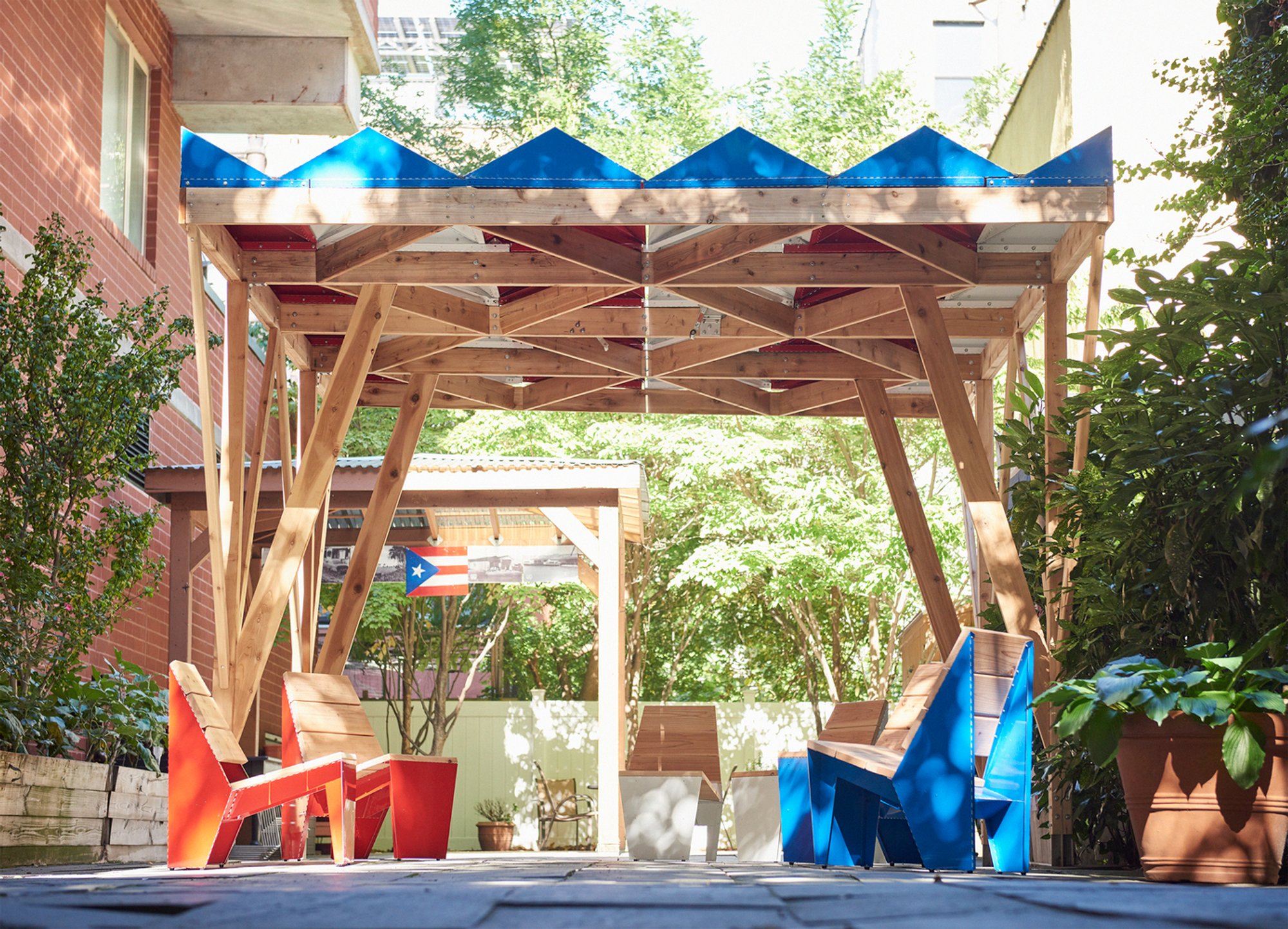 Bohio Pavilion by SAW.EARTH: A Kinetic Shade Structure for East Harlem
