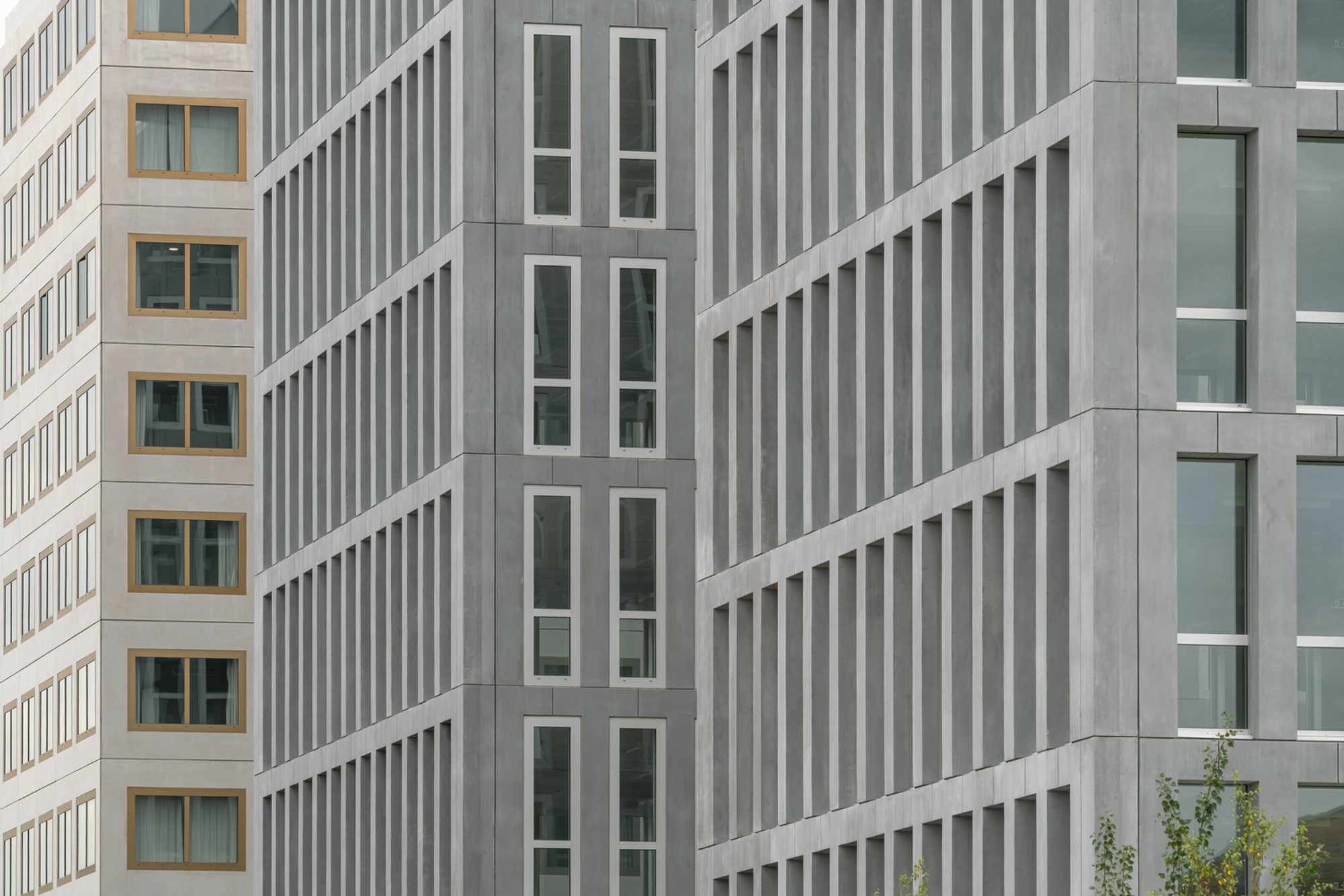 Low-Carbon Architecture: JUMP Building by KAAN Architecten
