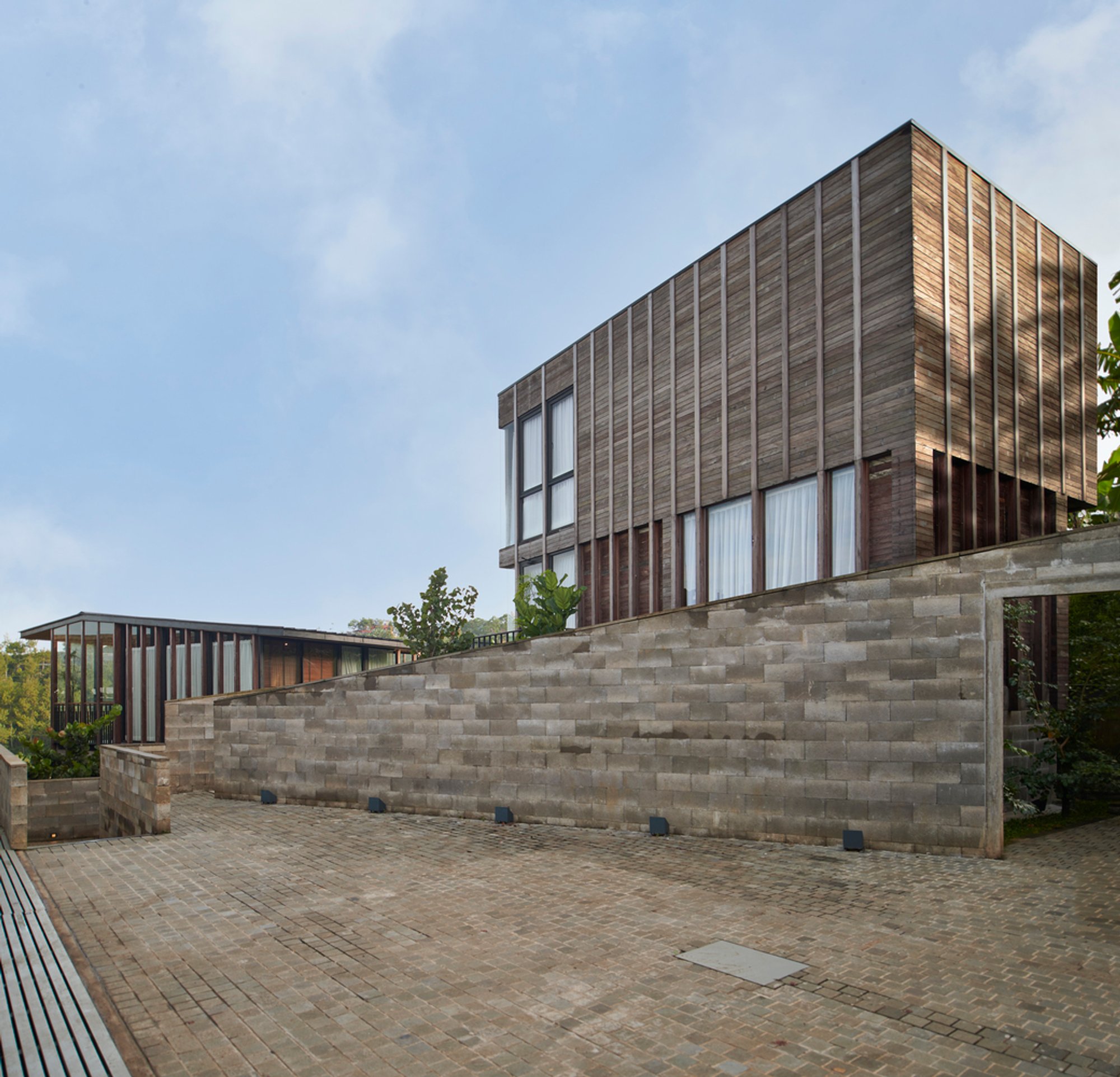 Jae Jiwa & Jae Kasinda Bungalows by RDMA: A Tranquil Retreat in Bandung