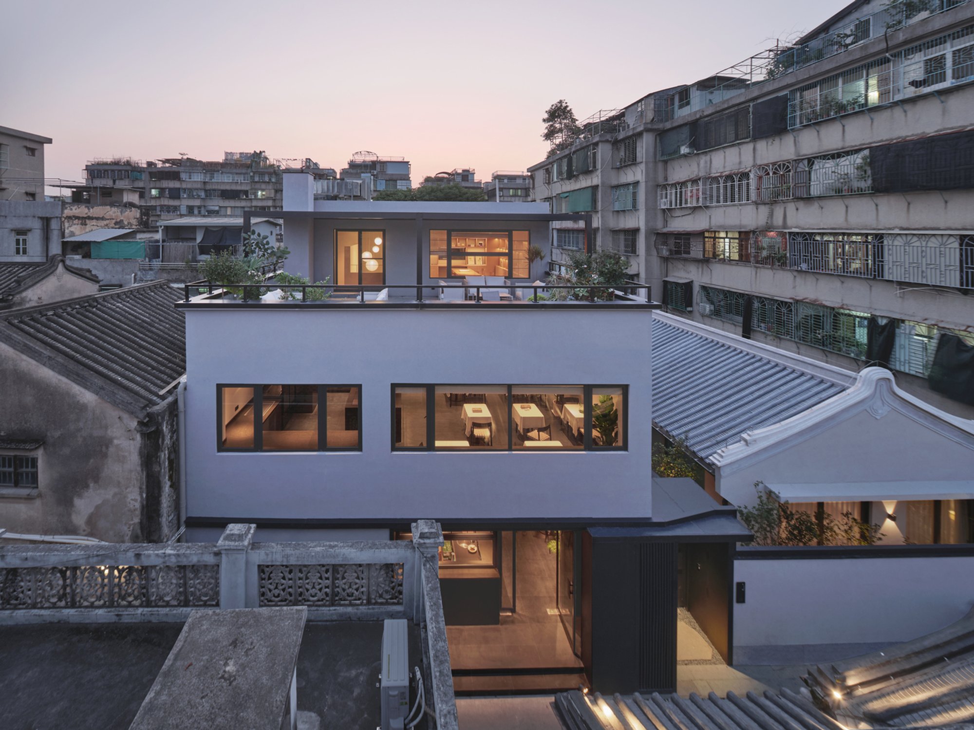Youxiong Hotel in Chaozhou Heritage City by Leeko Studio: A Harmonious Blend of Tradition and Modernity