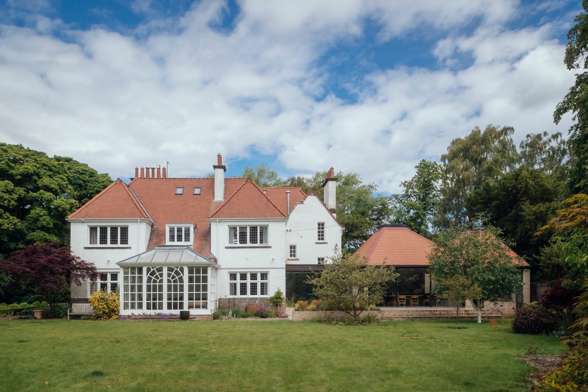 Modern Home Extension: Revitalizing the Hermitage Drive Home