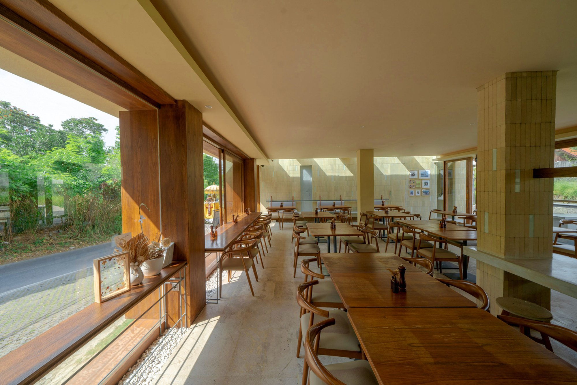 Sensorium Tropical Shelter: A Contemporary Fusion of Nature and Architecture in Bali