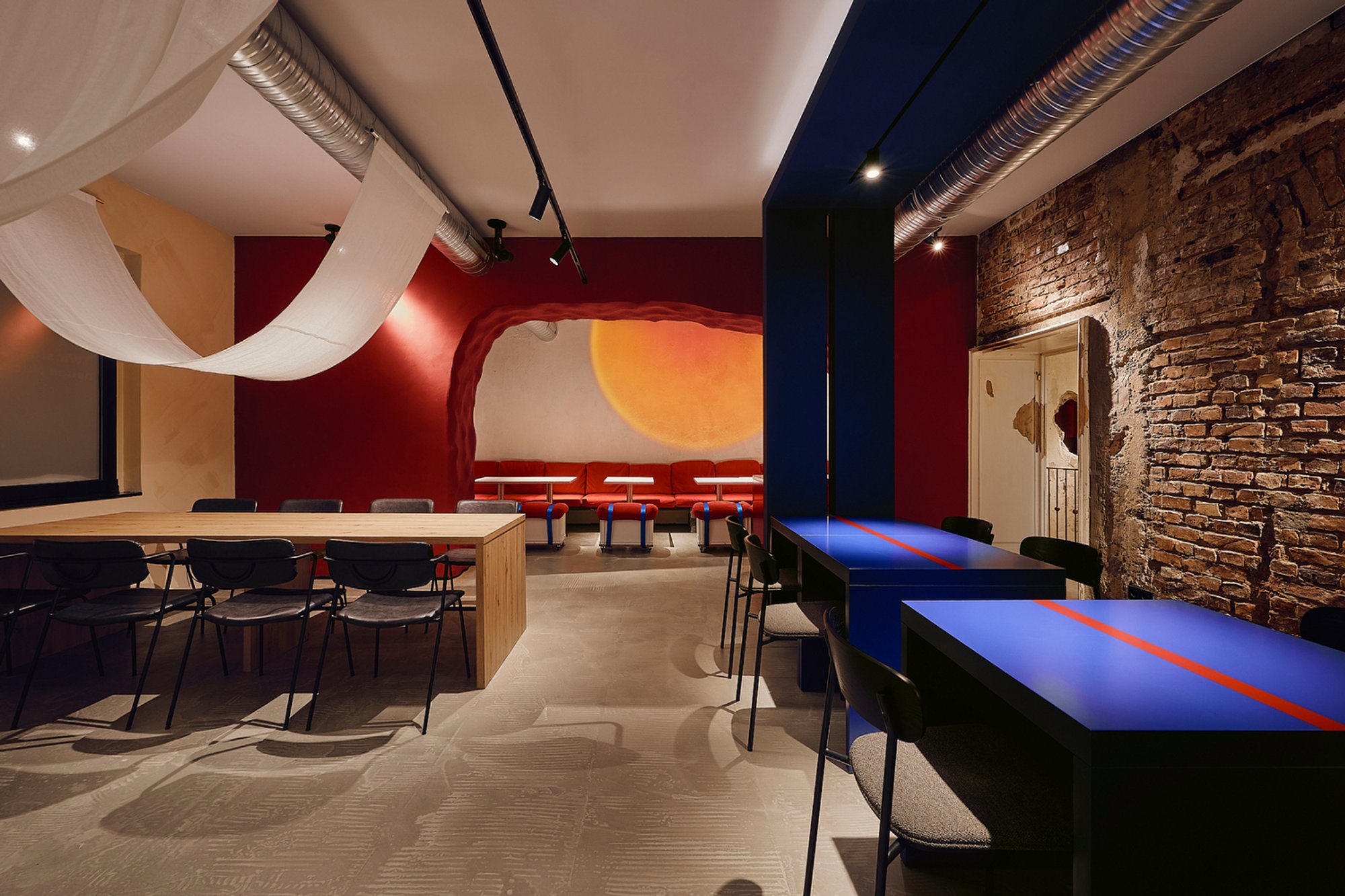 Thematic Restaurant Interior Design: Funky Ramen by Kidz Studio