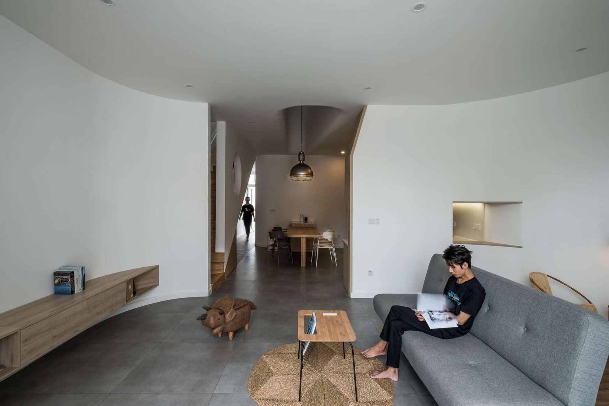 Modern House with Studio Design: NAW Studio’s Innovative Architectural Approach