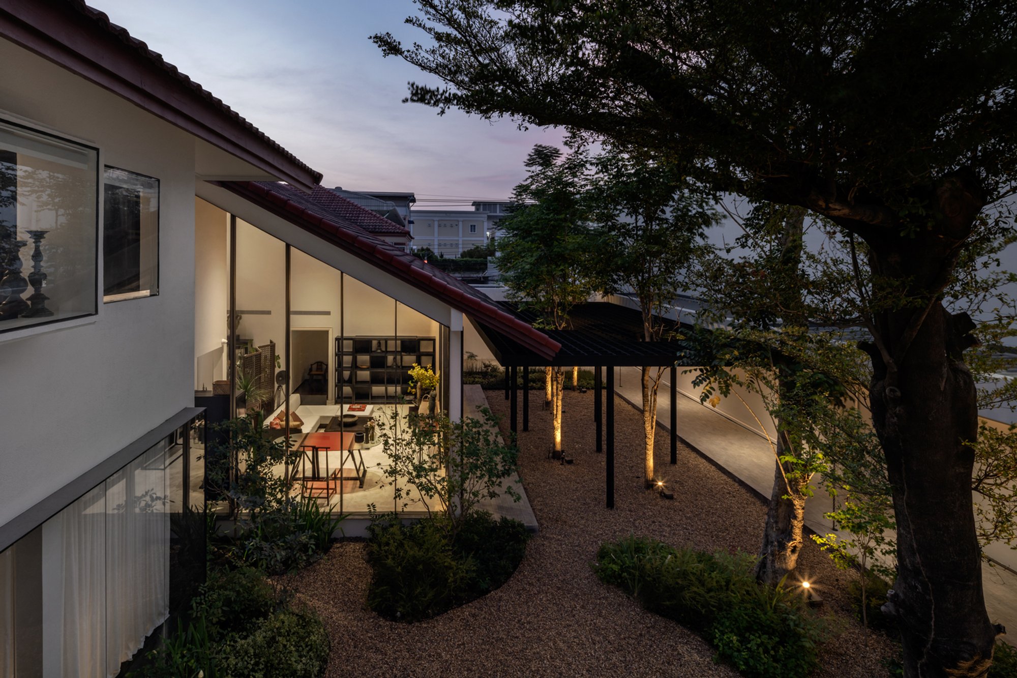 Heritage Building Renovation: AGAL Gallery’s Transformation into a Fusion of Tradition and Modernity