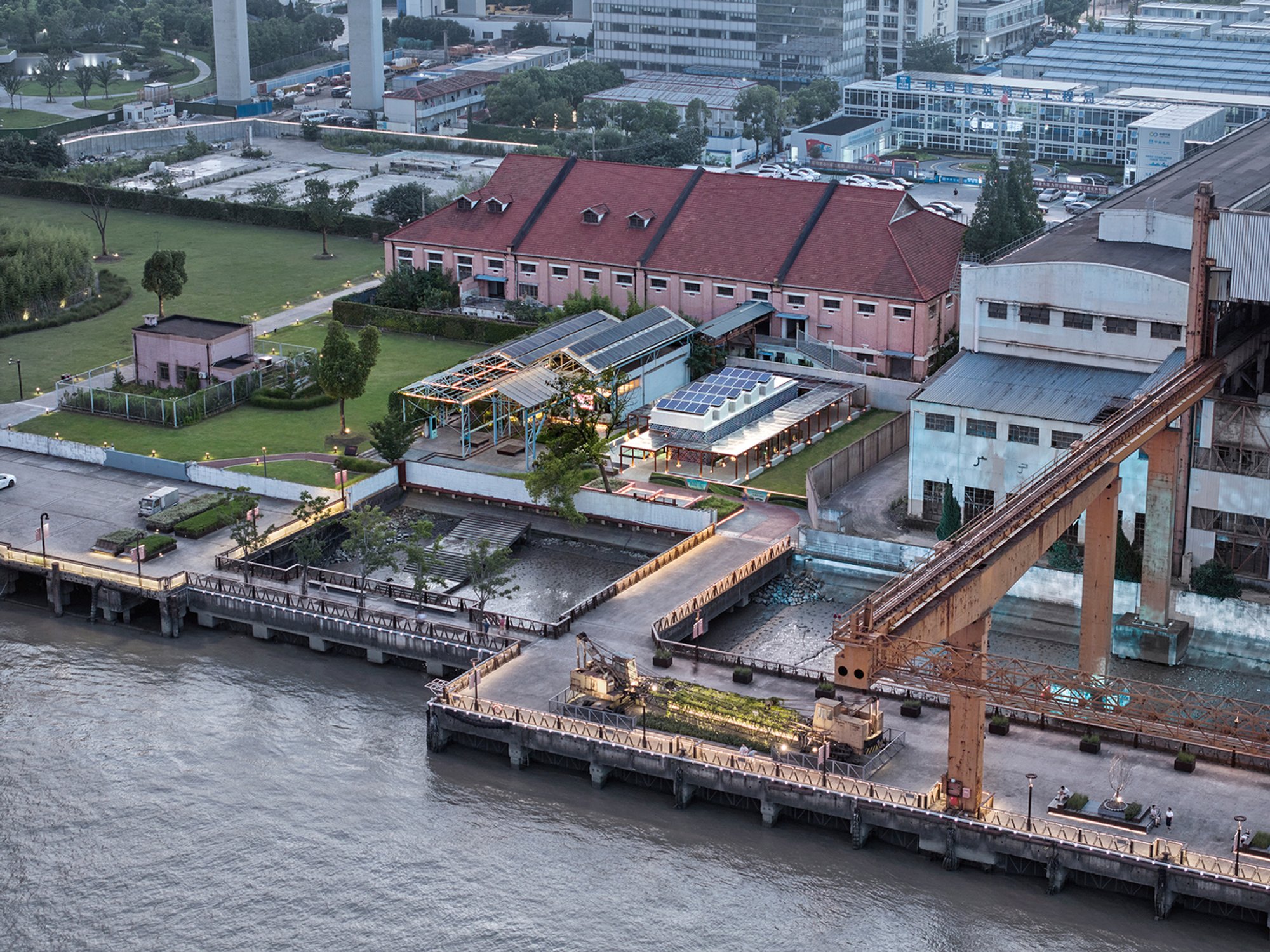 Renovation of the Yangpu Bridge Water Quality Monitoring Station: A Net-Zero Carbon Industrial Revival by TJAD Atelier L+