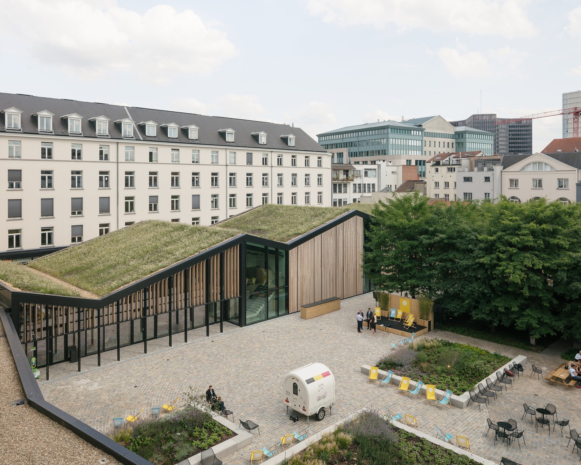 AG Campus by evr-Architecten: Sustainable University Renovation in Brussels