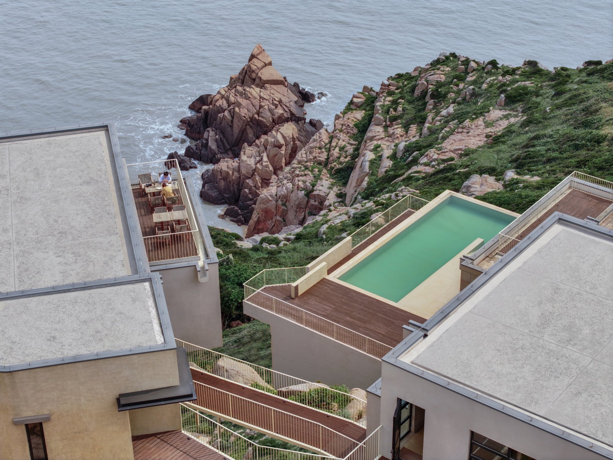 Lost Villa · Huanglong Island Lighthouse Hotel by WJ STUDIO: A Landmark of Island Hotel Architecture in Zhoushan