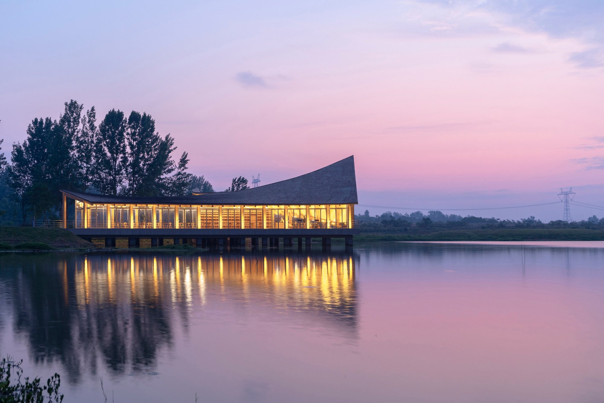 The Driftwood Village Center: Innovative Community Center Architecture in China