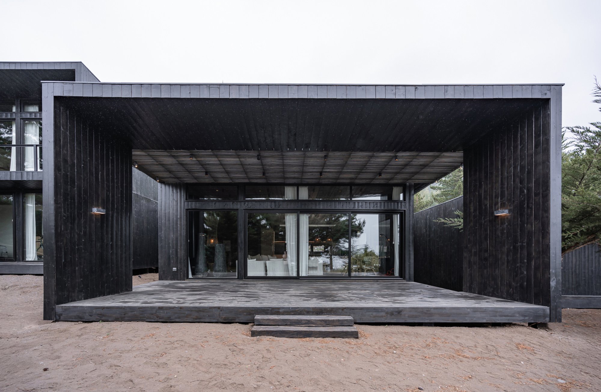 Puertecillo House by reBA Studio – Sustainable Coastal Living in Litueche, Chile