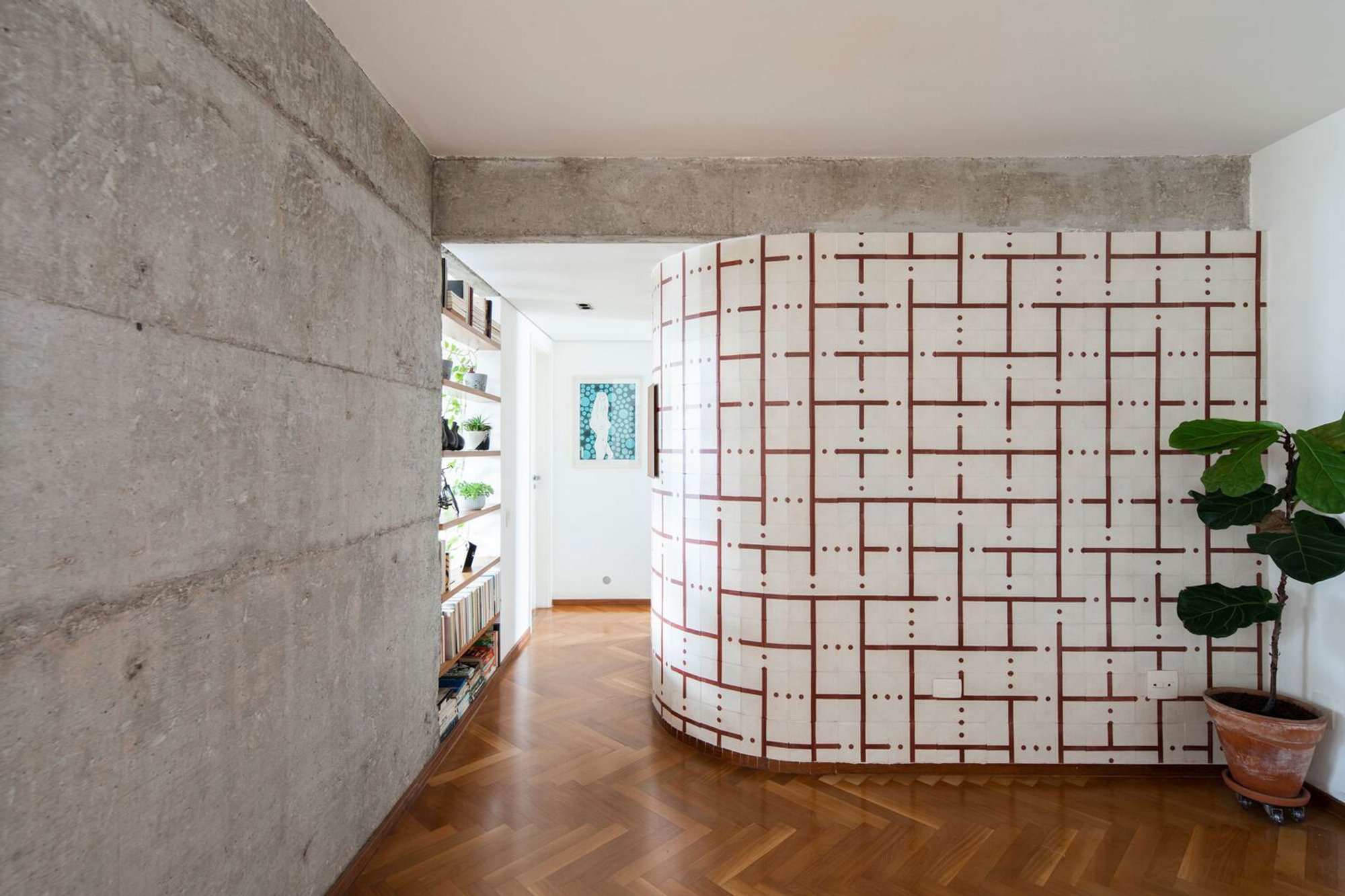 RMG Apartment by André Becker – A Contemporary Renovation Balancing Light, Space, and Design Identity