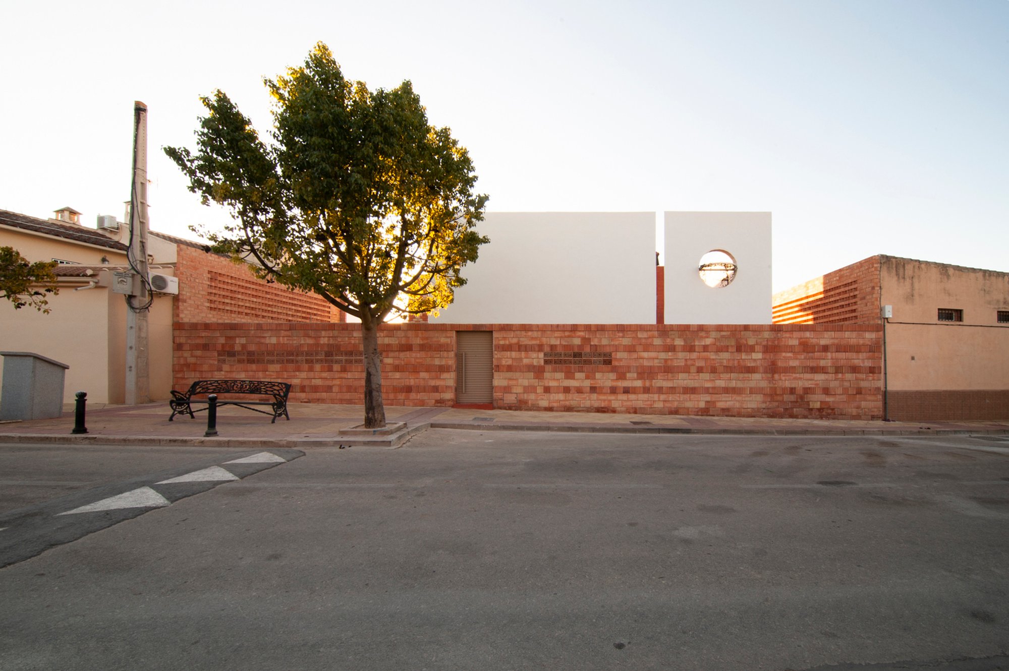 Casa Libertad by GRAO – Sustainable Family Home in Encinas Reales, Spain