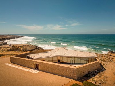 Crismina Fort Refurbishment by barbiniarquitectos