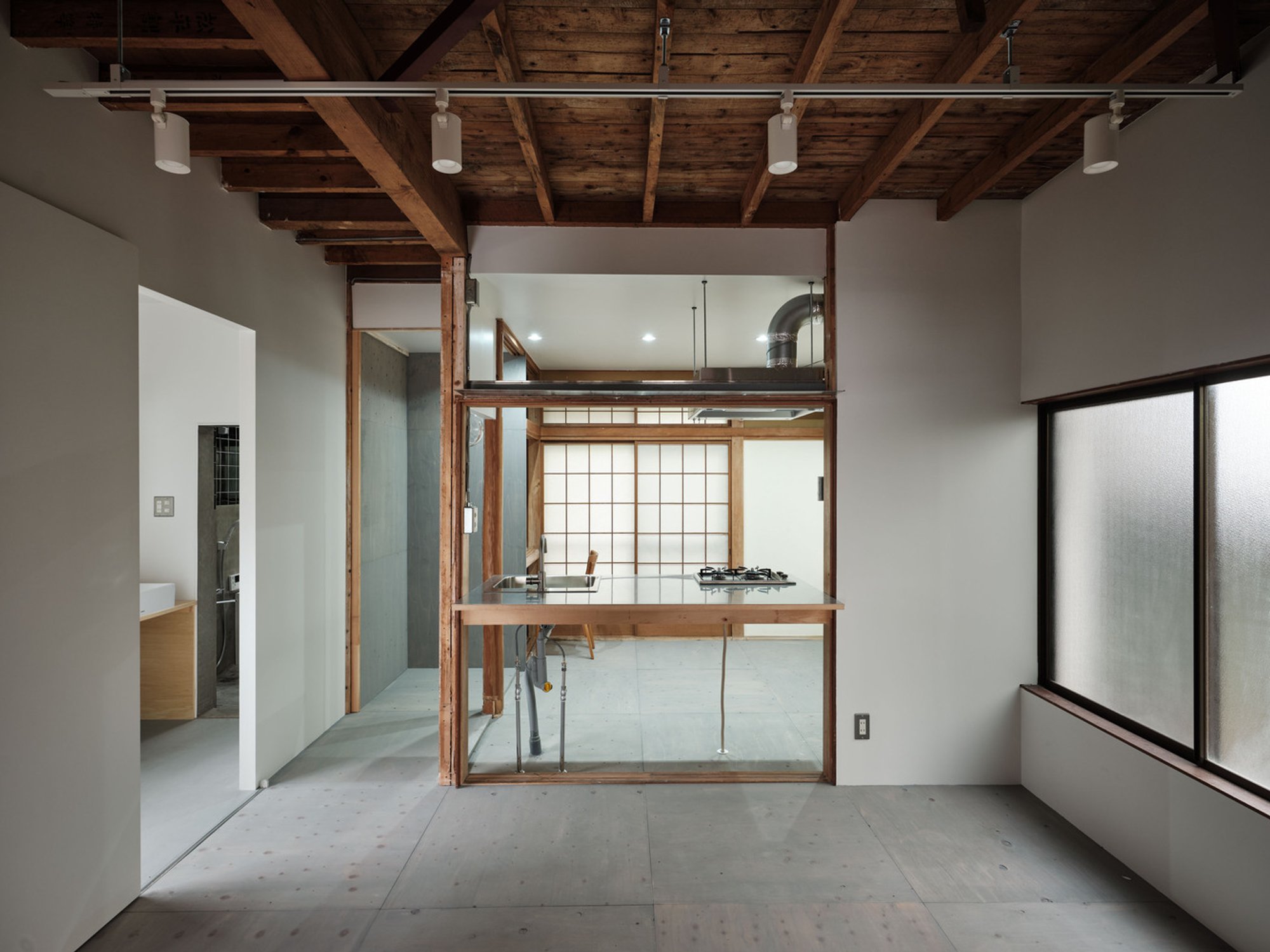 Itabashi House Renovation by ROOVICE