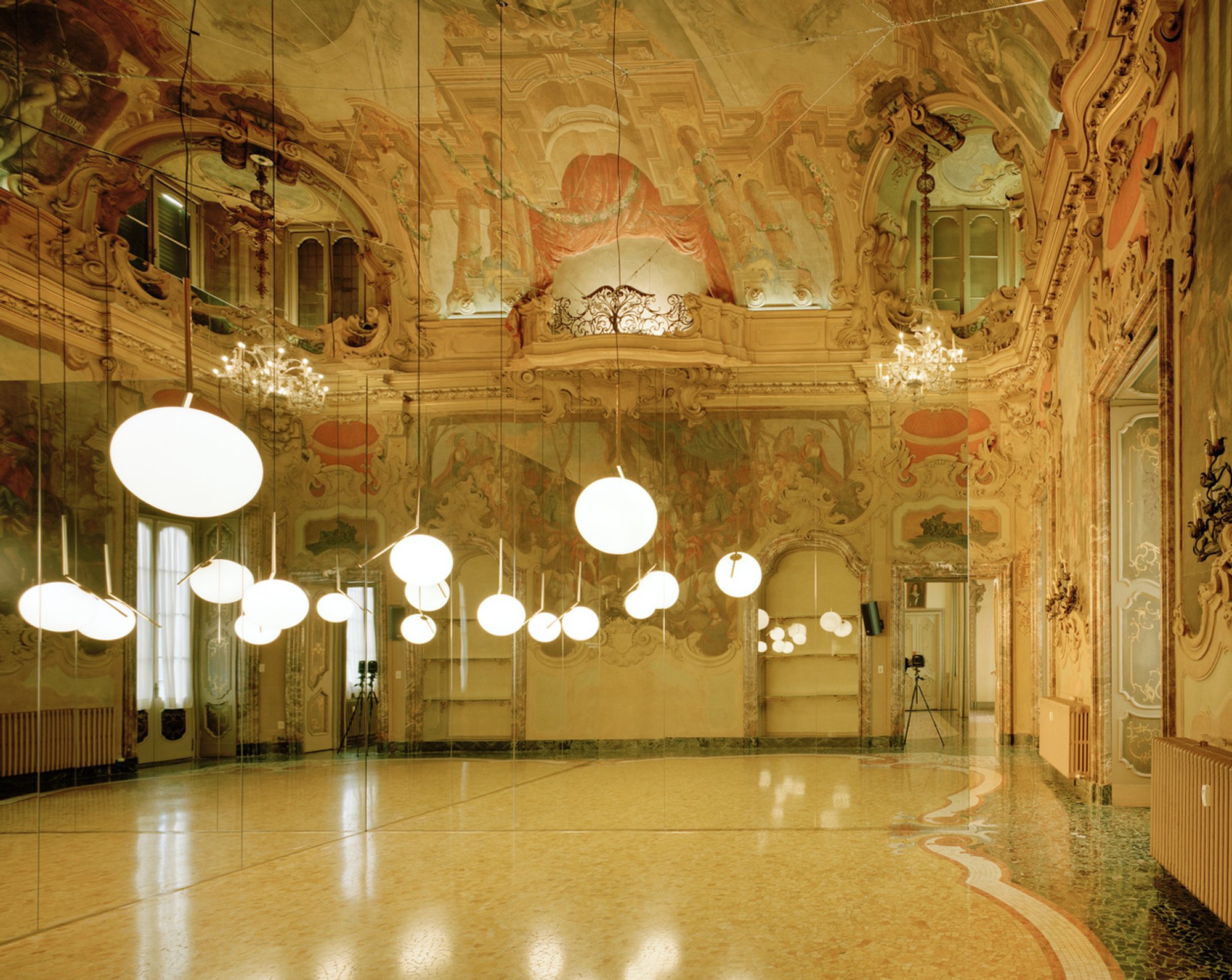 FLOS Palazzo Visconti Showroom Installation by ARQUITECTURA-G