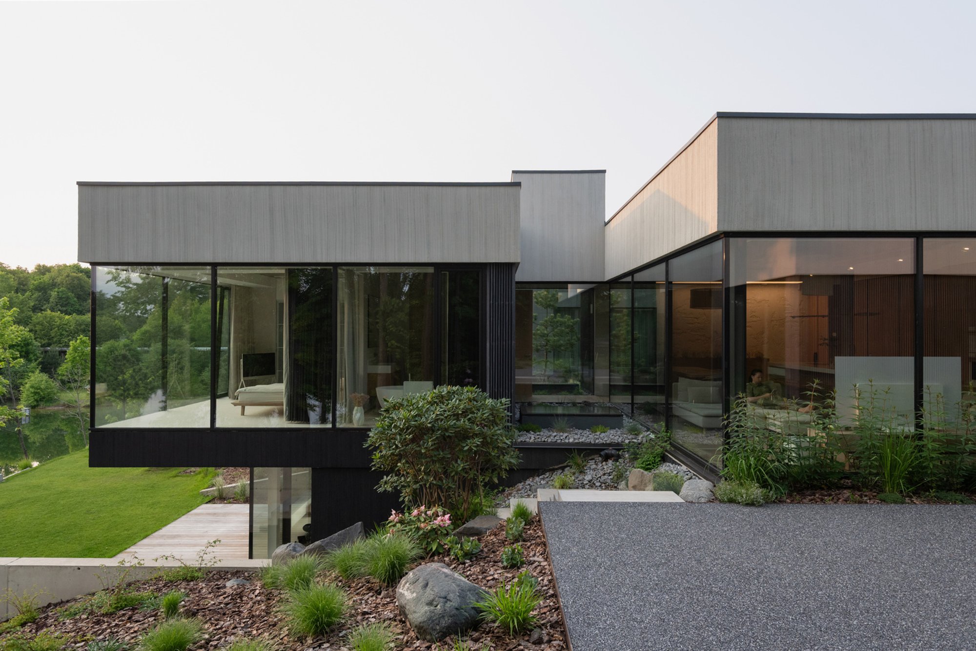 House in Kaunas by Architectural Bureau G.Natkevicius & Partners