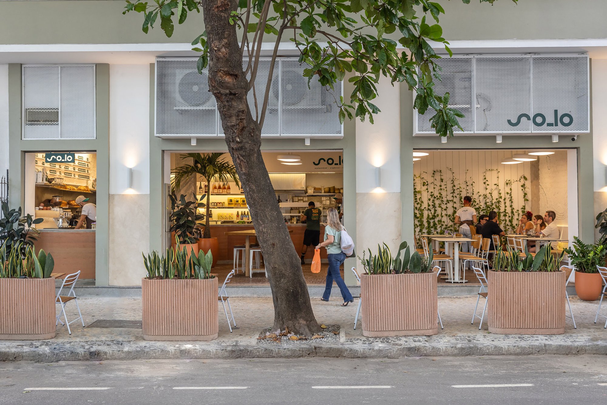 Café So_lo Copacabana by Estúdio Chão – Sustainable, Organic, Local Coffee Experience in Rio de Janeiro
