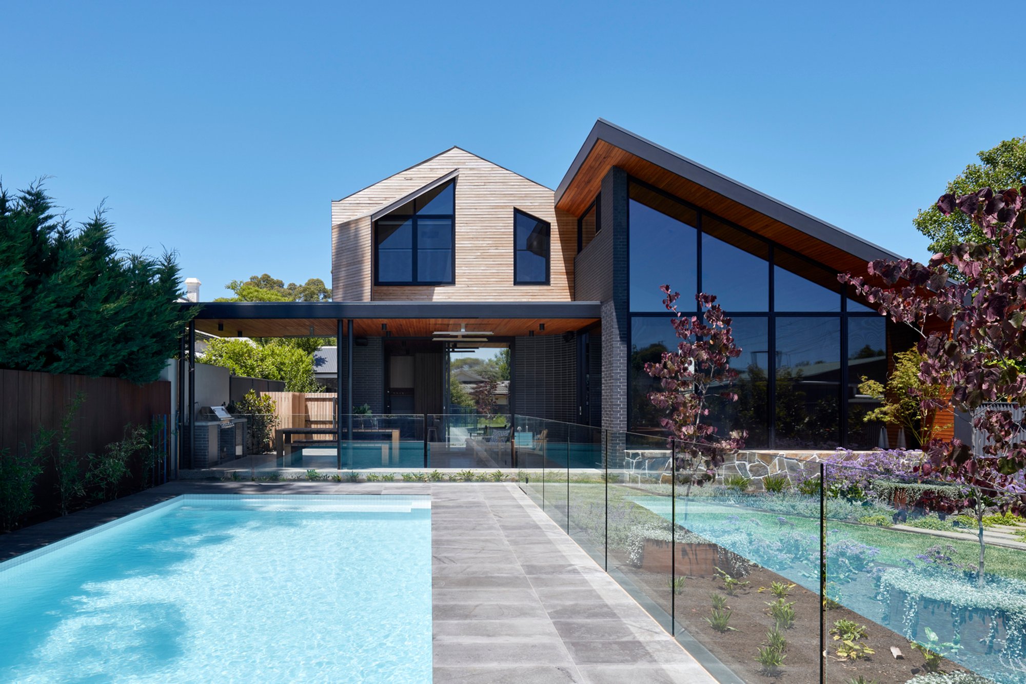 Kingswood House by Archaea Architects – A Warm, Family-Centric Modern Heritage Home in Kingswood, Australia