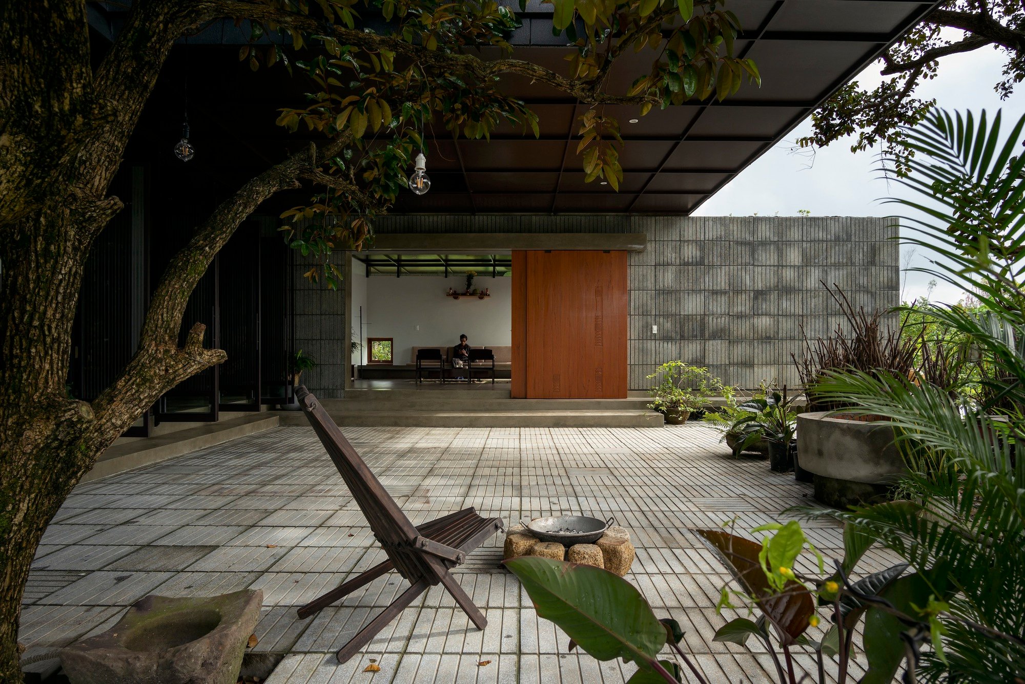 Que Son House by BOW.atelier + K.A.N Studio – A Serene Fusion of Nature and Architecture in Vietnam