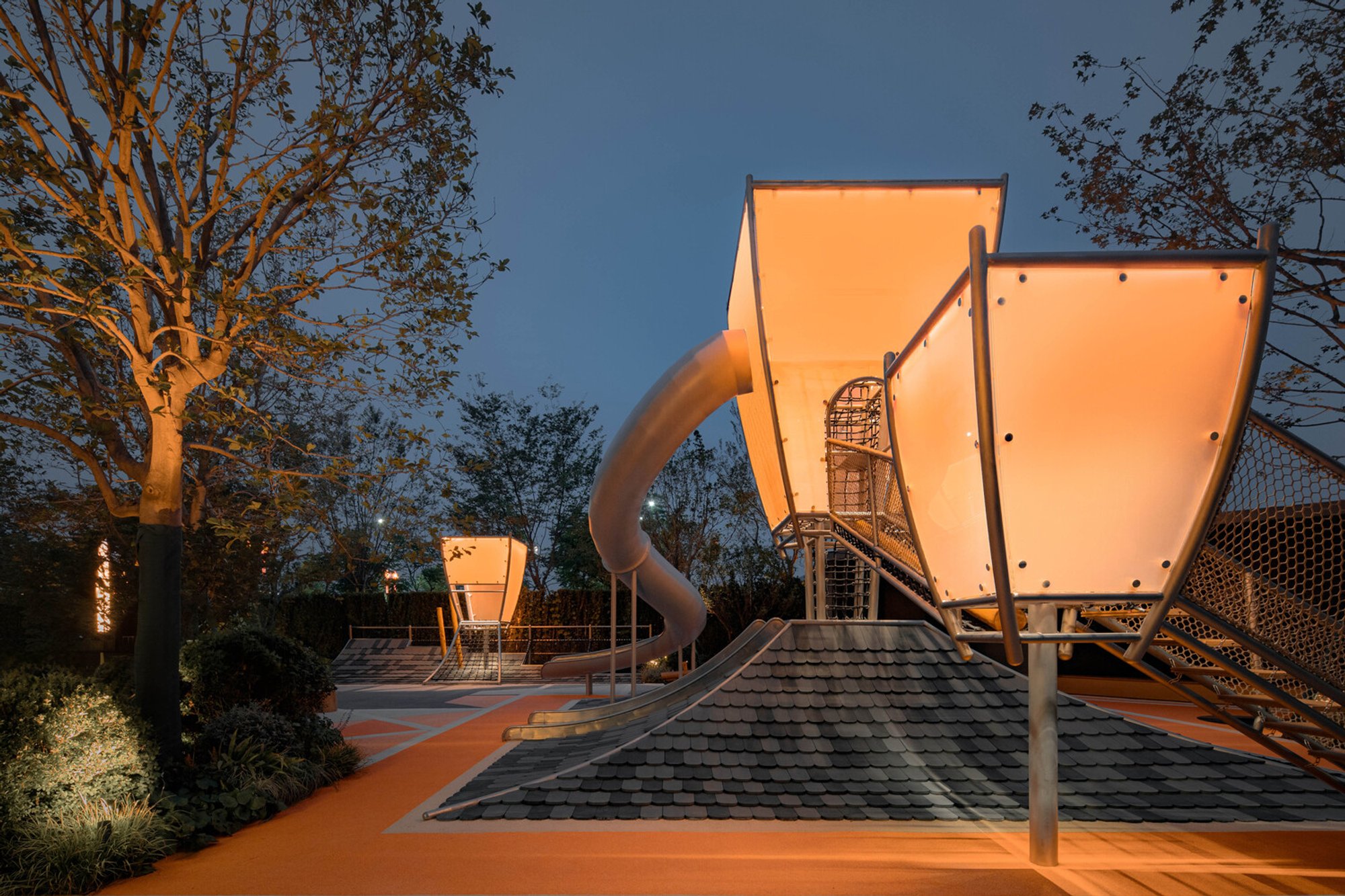 Traditional Chinese Aesthetic Children's Space Under Kongming Lantern by Xisui Design